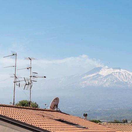 Un Passo Dal Mare Due Dall'Etna Giardini Naxos Εξωτερικό φωτογραφία