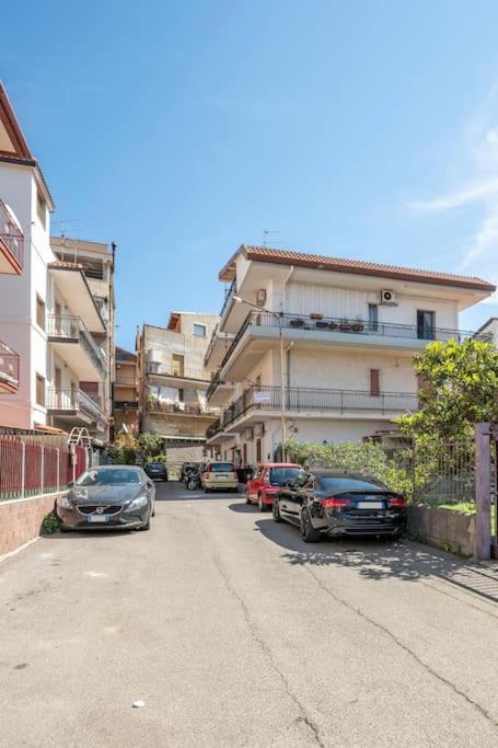 Un Passo Dal Mare Due Dall'Etna Giardini Naxos Εξωτερικό φωτογραφία